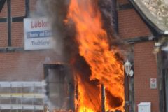2022_09_29-Vollbrand-in-handwerklichem-Betrieb-kjb-004w