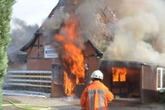 2022_09_29-Vollbrand-in-handwerklichem-Betrieb-kjb-006w
