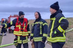 30.12.2023-Inschede-Sickerwasser-wurde-in-einem-Graben-hochgedrueckt-kjb-0005w